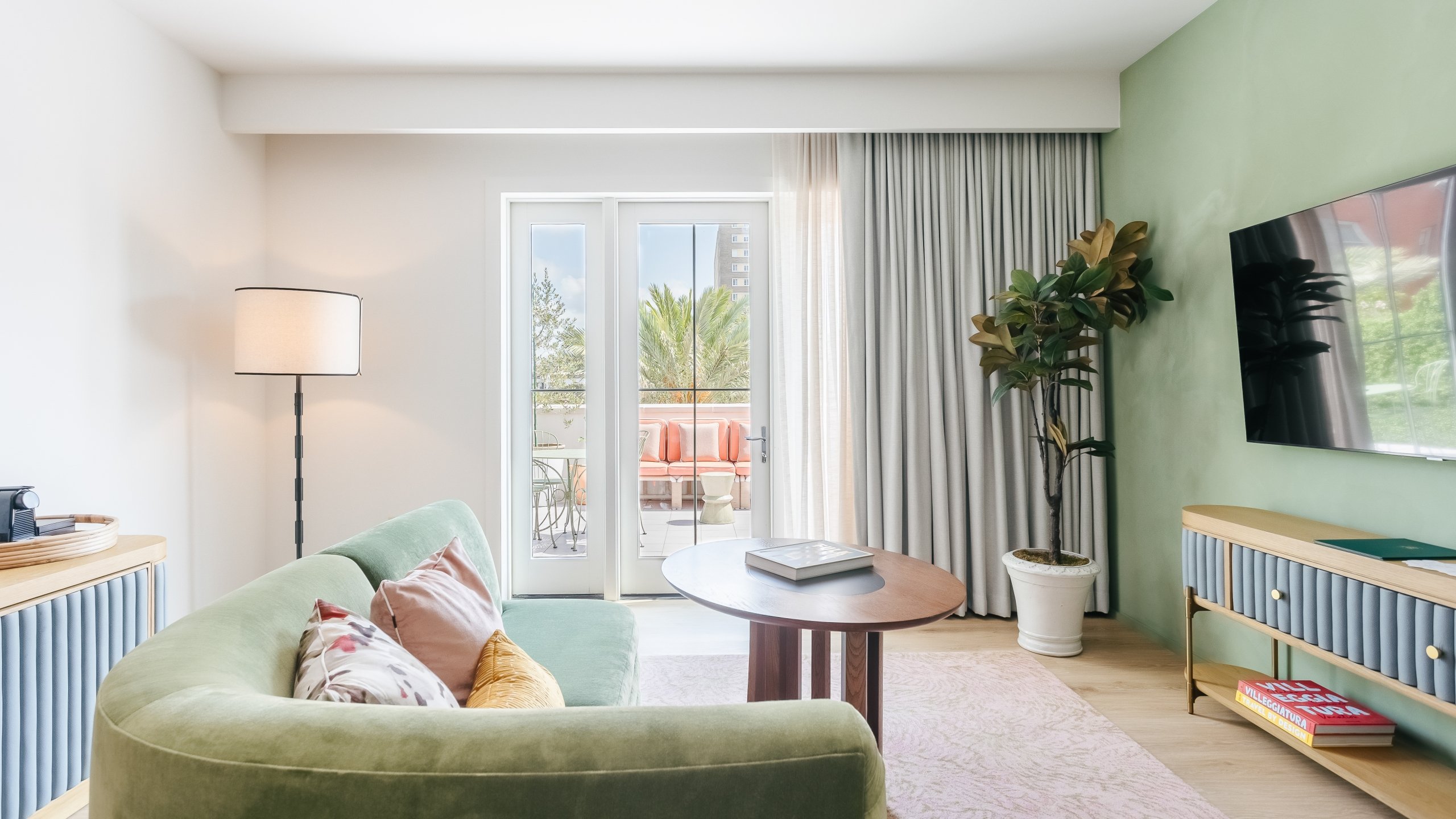family suites Savannah